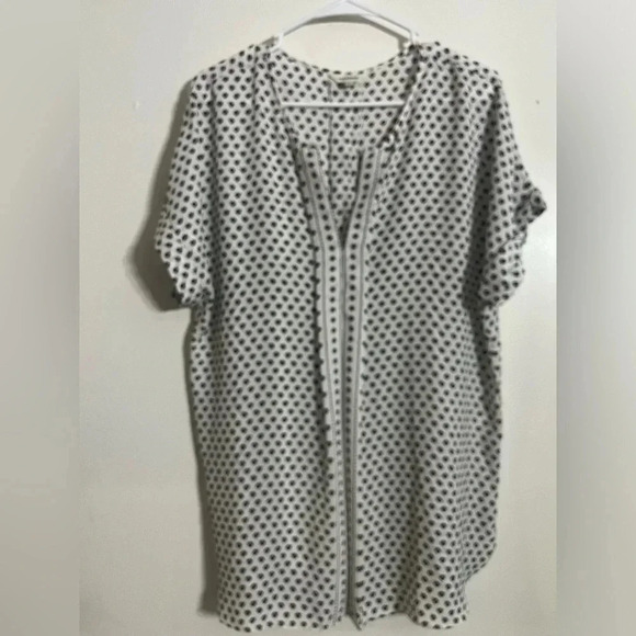 Max Studio women’s black and white blouse size large - Picture 1 of 8